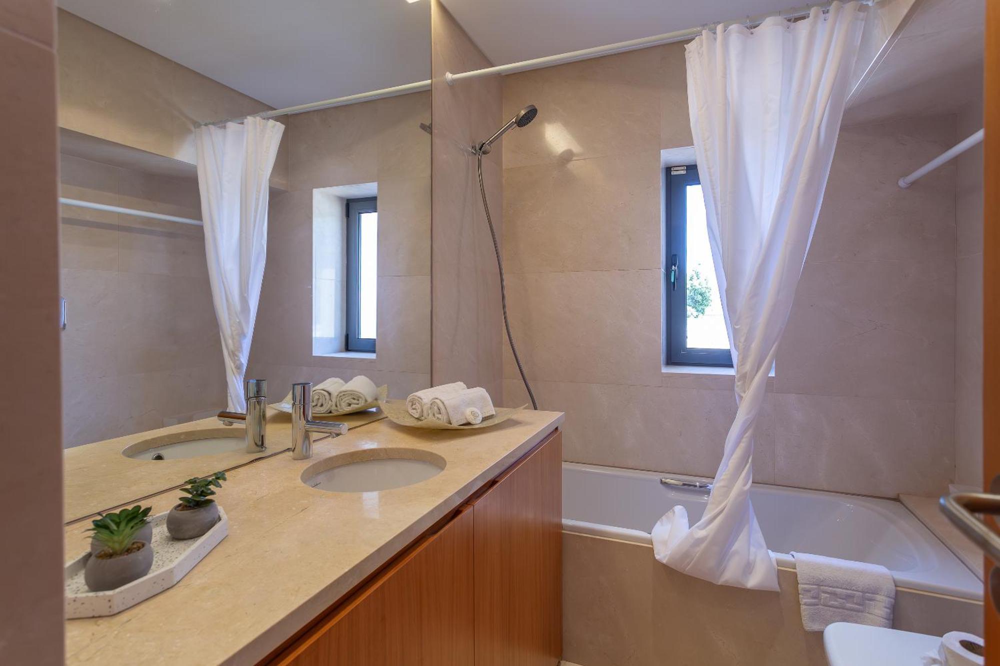 Beguest Quinta Da Marinha Prime *